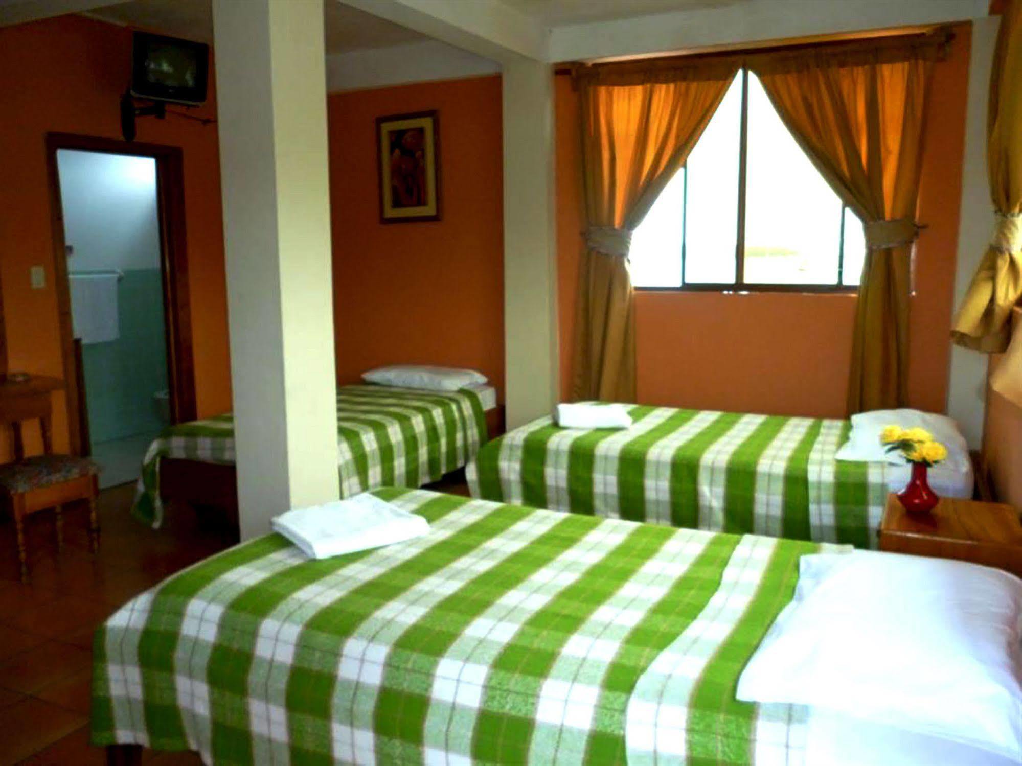 Hostal Castro Galapagos Puerto Ayora  Ngoại thất bức ảnh