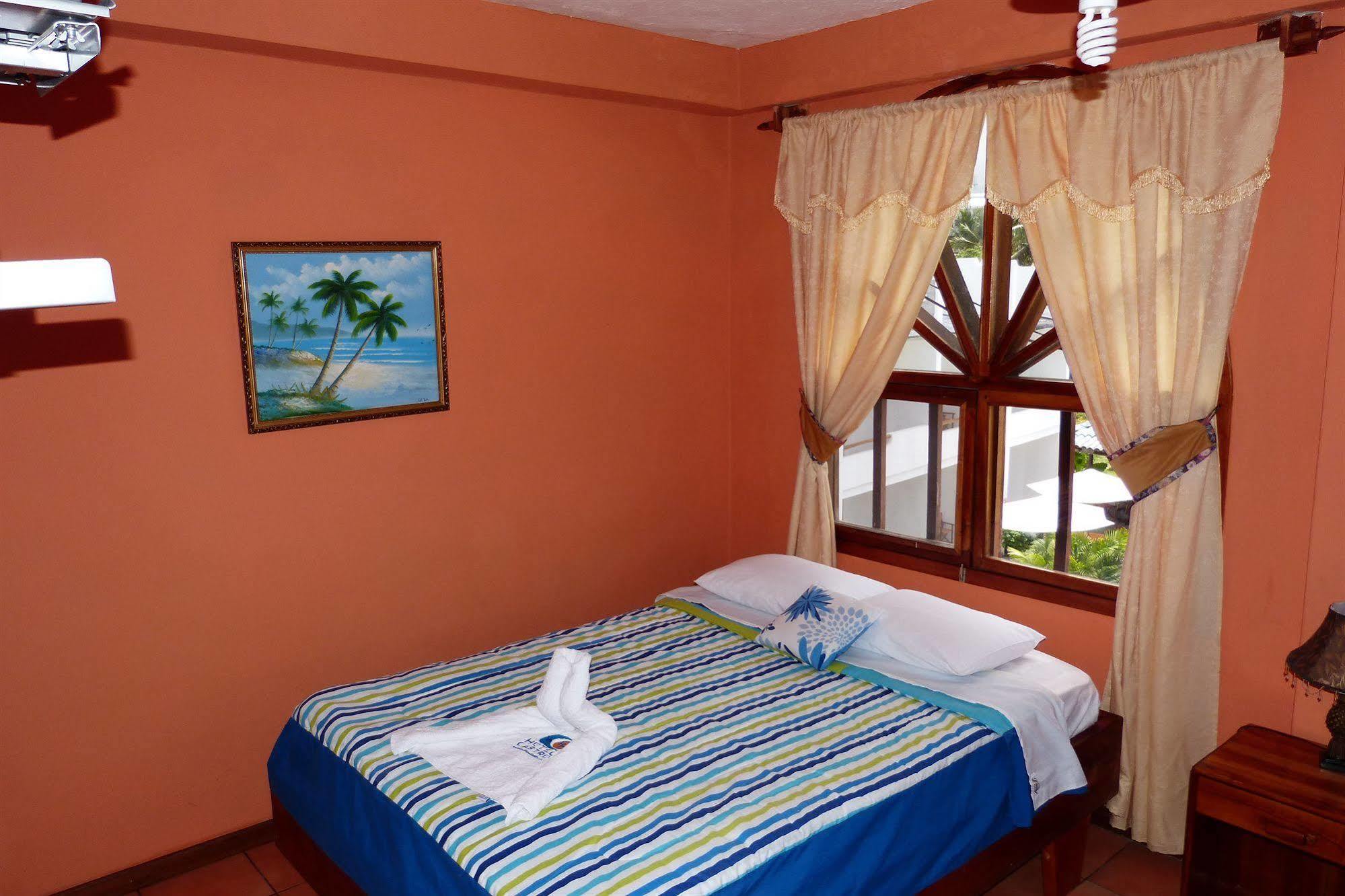 Hostal Castro Galapagos Puerto Ayora  Ngoại thất bức ảnh